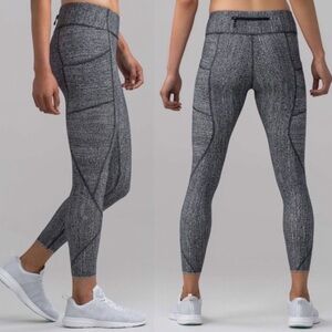 Lululemon Tight Stuff Tight II 25" Athletic Leggings Salt Alpine White Black 8